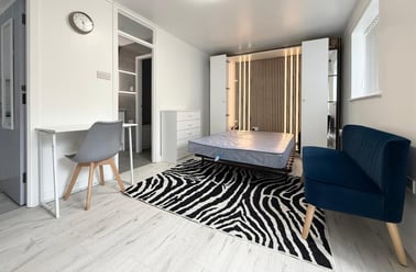 Blackfriars Court, Newcastle Upon Tyne, Newcastle - Image 2